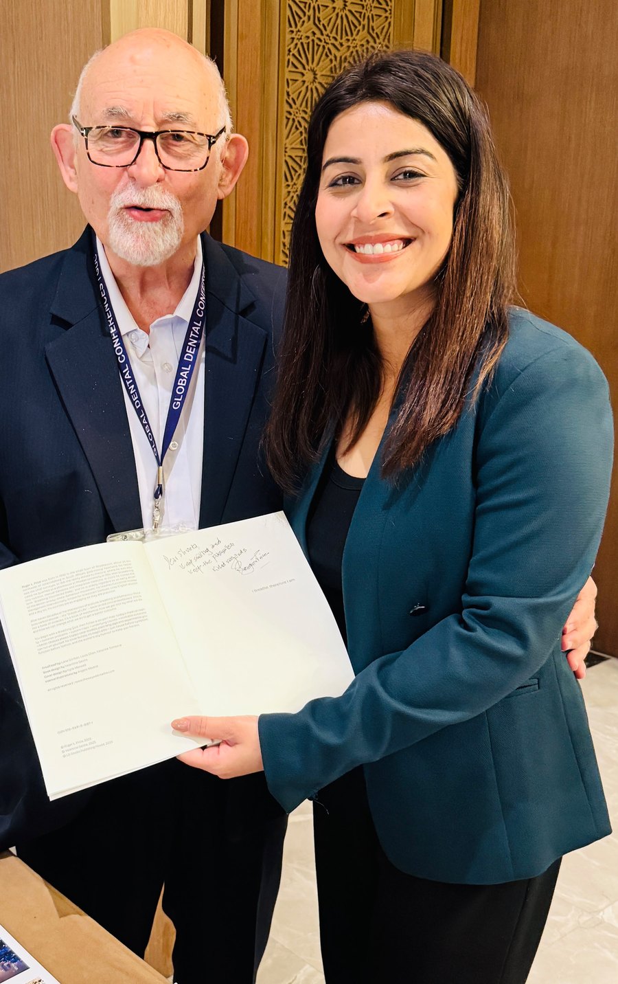 Dr Shveta Setia Thareja with author Roger L. Price at the Global Dental Conference